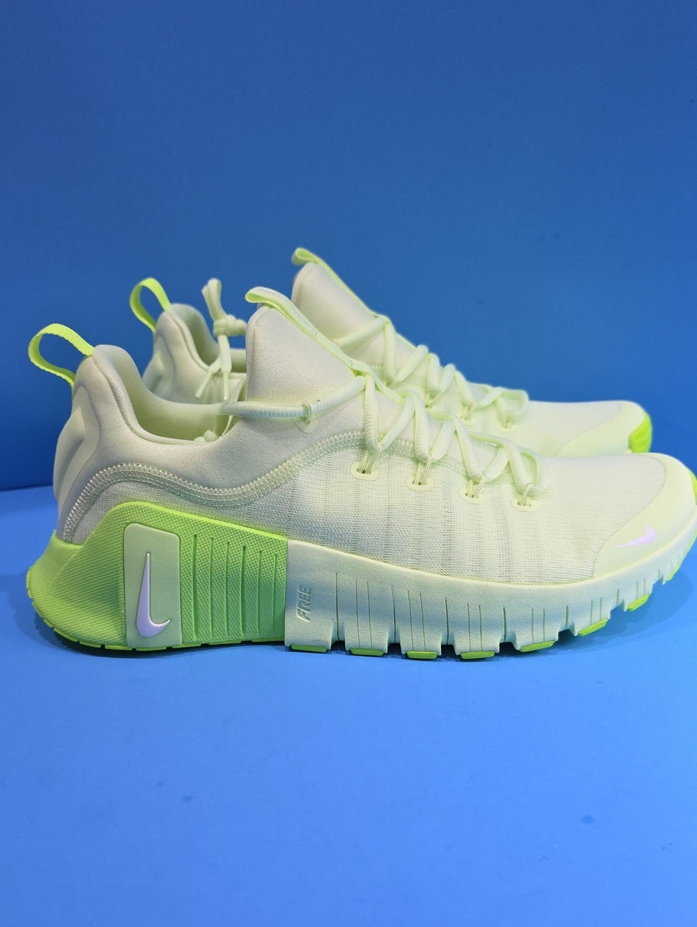 Nike W Free Metcon 6 Barely Volt Neon (FJ7126 702) Womens Sz 12 Mens 10.5 New!